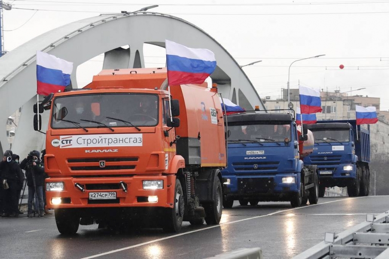 Путин принял участие в открытии транспортной развязки в Химках

