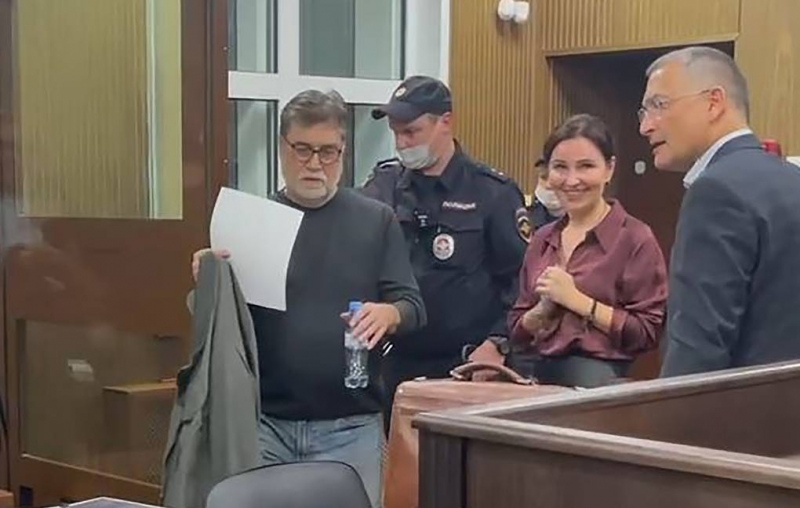 Ректора "Шанинки" обвинили в фиктивном трудоустройстве сотрудников Минпросвещения

