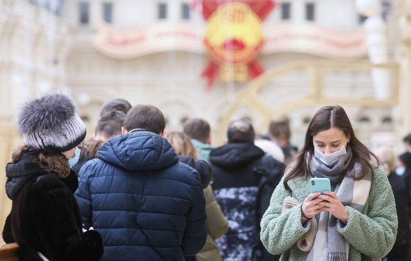 Роспотребнадзор отменил изоляцию для контактировавших с больными ковидом