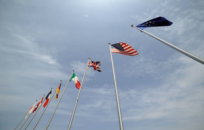 Страны G7 готовы ввести санкции против экономики России