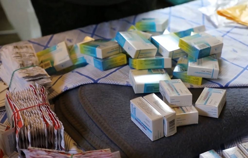 В Росздравнадзоре заявили, что рекомендованные препараты от COVID-19 есть во всех регионах

