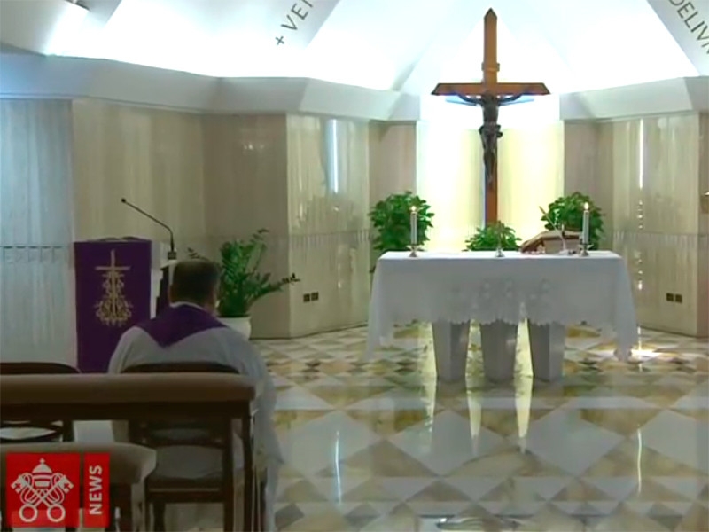 Ватикан отпустит все грехи заразившимся коронавирусом и врачам