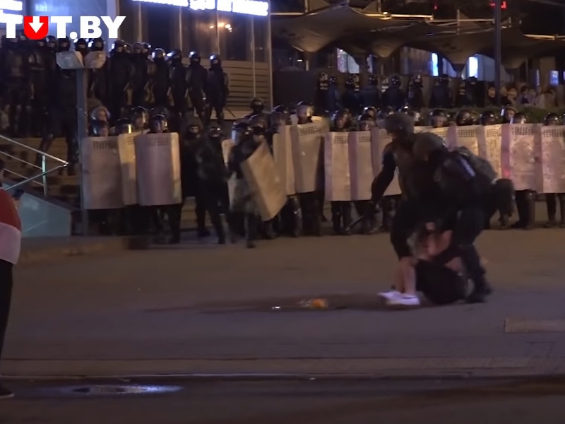 Ведущие белорусских госканалов увольняются на фоне жесткого разгона протестов