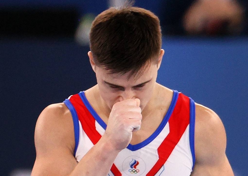 Великие.
Российские спортсмены завоевали три золотые медали в третий день Олимпиады