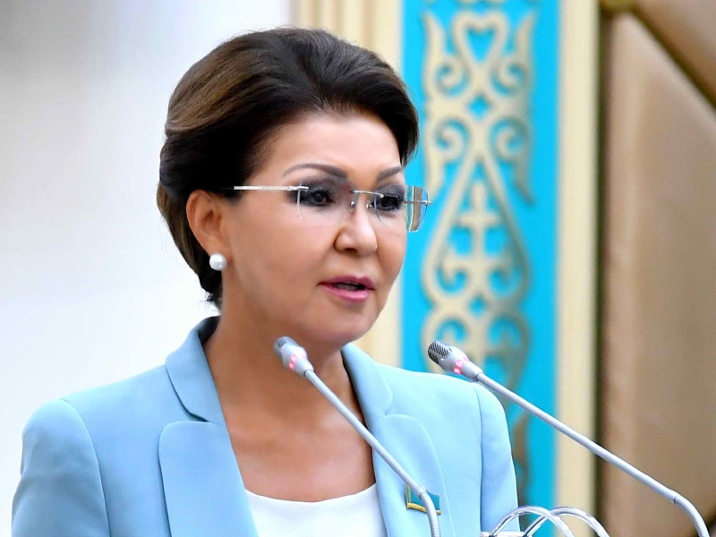 Высокий суд Лондона отменил арест элитной недвижимости дочери и внука Назарбаева